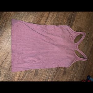 lululemon tank!